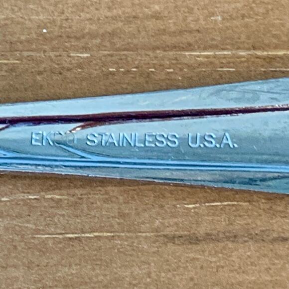 Ekco USA Stainless Steel Iced Tea Spoons Chevron Pattern Handle Set of 4 Vtg - Picture 8 of 13